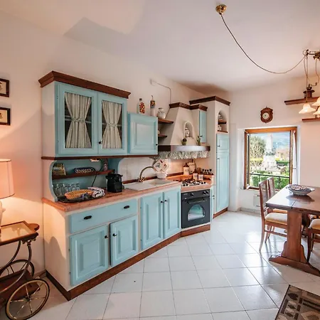 Bellavista Free Parking Center