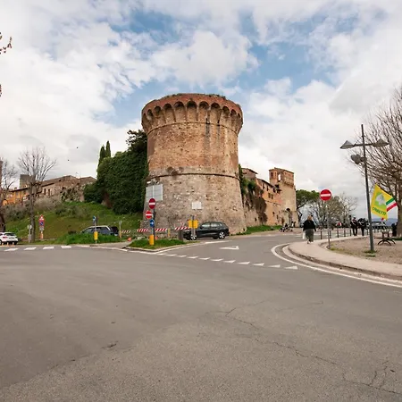 Bellavista Free Parking Center شقة سان جيمينيانو